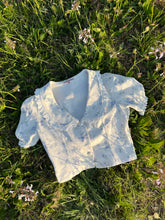 Load image into Gallery viewer, Purple Floral Blouse