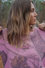 Load image into Gallery viewer, Tribe Kelley Butter Crew - Pink Break Up