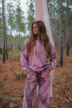 Load image into Gallery viewer, Tribe Kelley Butter Crew - Pink Break Up