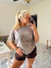 Load image into Gallery viewer, Unisex Realtree Camo Tees