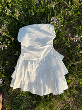 Load image into Gallery viewer, White Ruffle Strapless Romper
