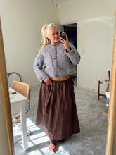 Load image into Gallery viewer, Brown Adjustable Waist Midi Skirt