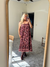 Load image into Gallery viewer, Wine Floral Midi Dress