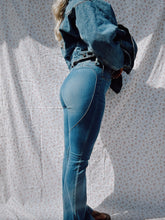 Load image into Gallery viewer, Sweetheart Jeans