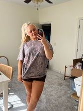 Load image into Gallery viewer, Unisex Realtree Camo Tees