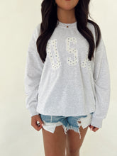 Load image into Gallery viewer, USA Ditsy Crewneck