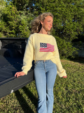 Load image into Gallery viewer, American Vintage Sweater - Butter