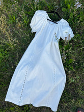 Load image into Gallery viewer, Farmhouse Dress