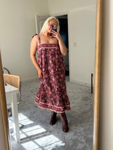 Load image into Gallery viewer, Wine Floral Midi Dress