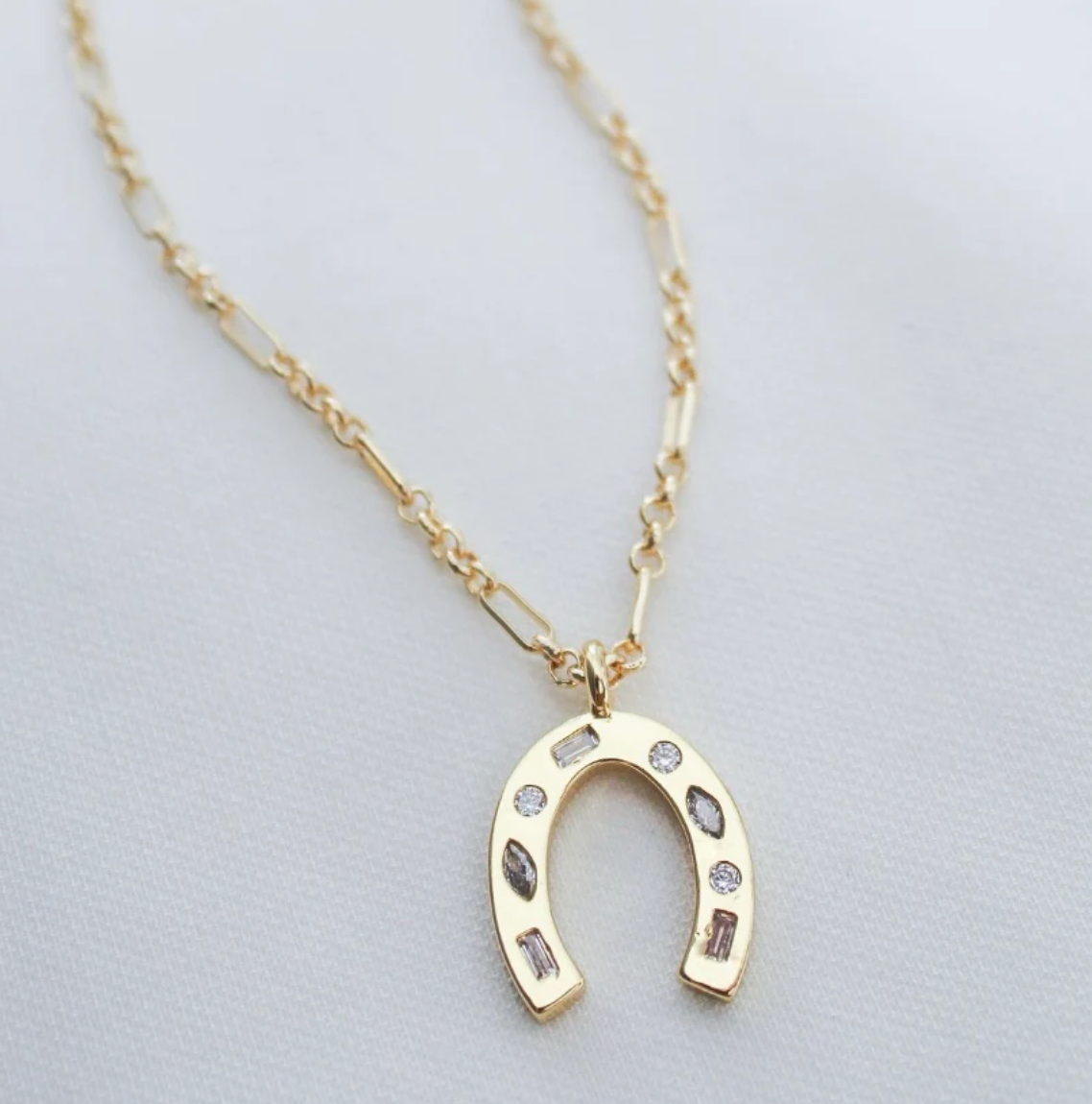 Delphin Necklace