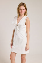 Load image into Gallery viewer, Elizabeth Dress