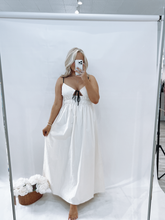 Load image into Gallery viewer, Clara Maxi Dress
