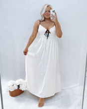 Load image into Gallery viewer, Clara Maxi Dress