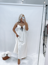 Load image into Gallery viewer, Clara Maxi Dress